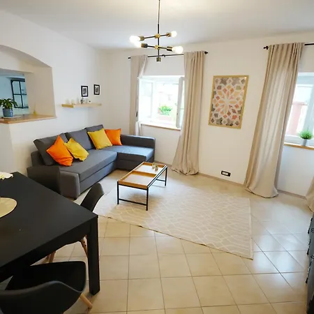 Kollmann - 50m From Arena, Private Courtyard Pula